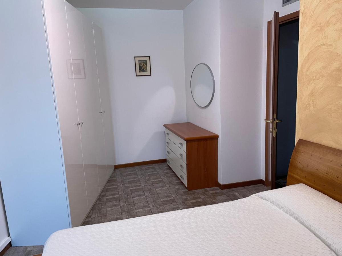 Intero Appartamento Parma - Con Sky Wi-Fi E Tv - Zona Fiera Roncopascolo Exteriér fotografie